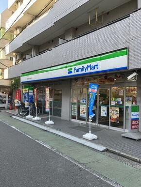 ファミリーマート横浜神之木町店