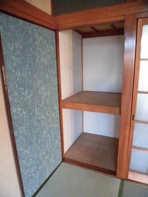 2部屋とも収納ございます