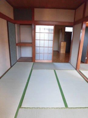 収納付の居室です