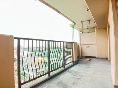 「バルコニー」