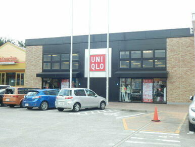 ユニクロ青葉桂台店