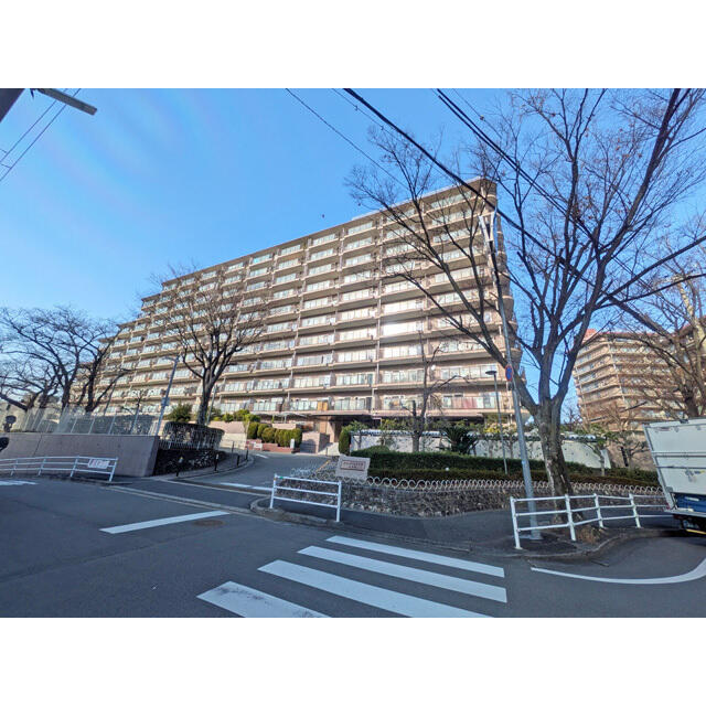 ローレルハイツ千里参号棟