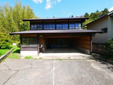 内装リフォーム済み令和2年10月システムキッチン 敷地約232坪 ５LDK平家+車庫