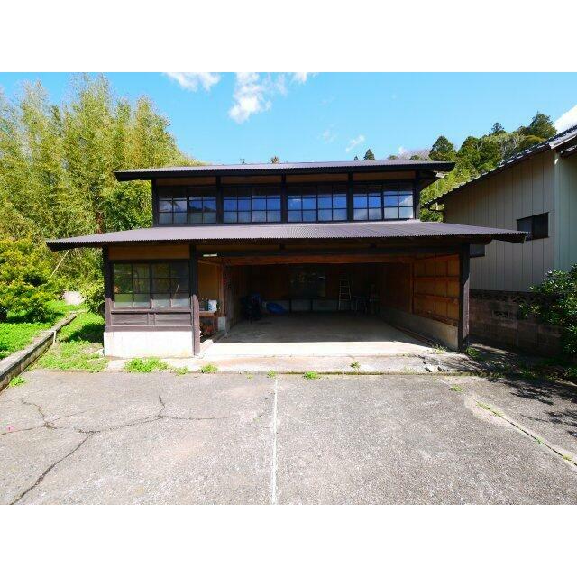 内装リフォーム済み令和2年10月システムキッチン 敷地約232坪 ５LDK平家+車庫