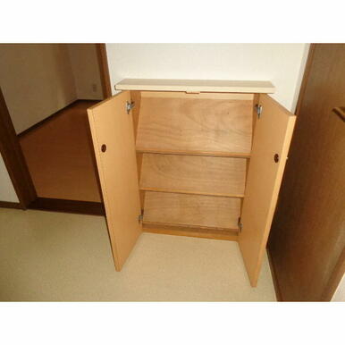 シューズボックス