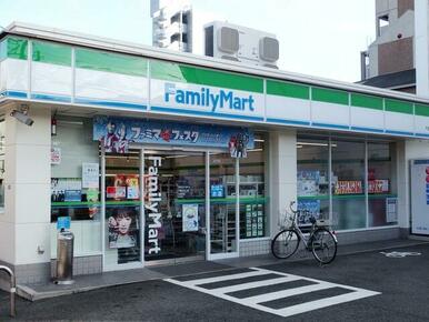 ファミリーマート千里丘北口店