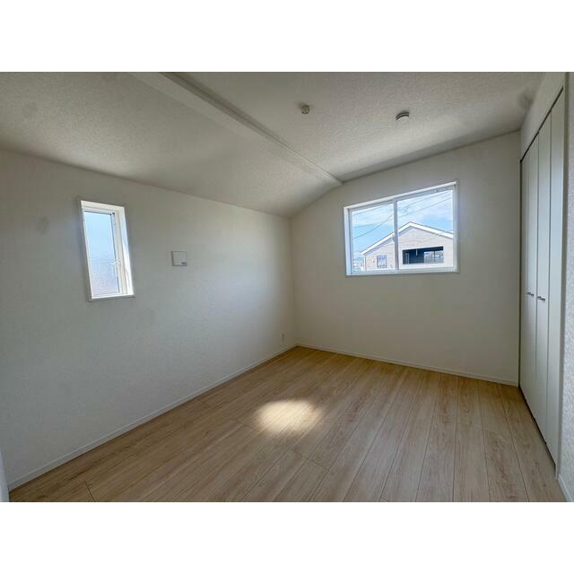 客室としても便利な洋室