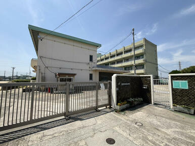 松原市松原西小学校