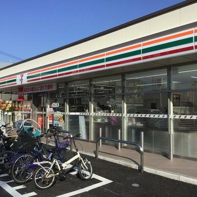 セブンイレブン杉並久我山人見街道店