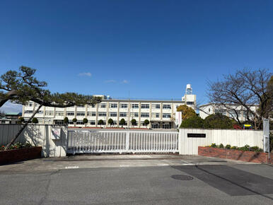 篠田小学校