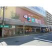 販売店