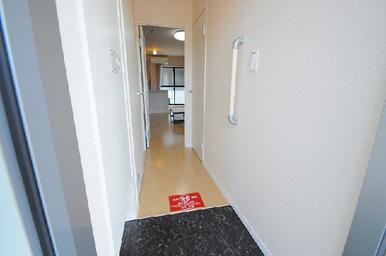 「同タイプの部屋の写真です」「現況優先」