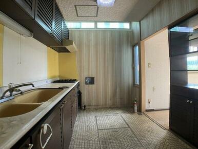 広々とした独立キッチン♪