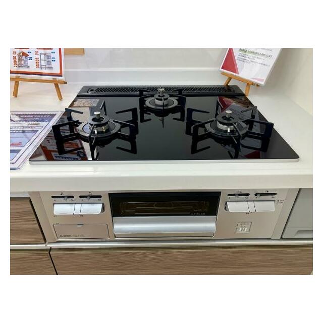 キッチン　コンロも新品交換済みです