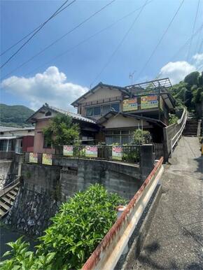 閑静な住宅街にある落ち着いた住環境です