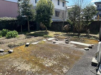 家庭菜園なども楽しめそうなお庭付き◎