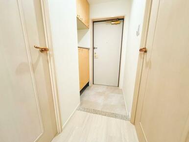 「玄関」クリーニング済みです。