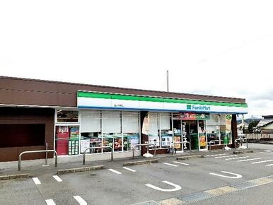 ファミリーマート　富士厚原店