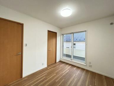 「南西側洋室」