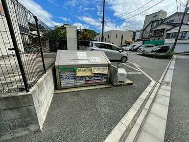 ゴミ集積所
