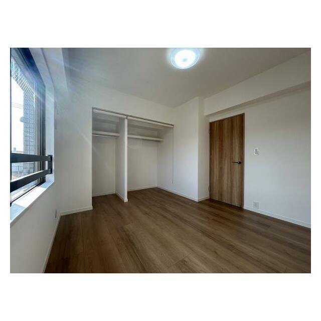 東側洋室約6帖