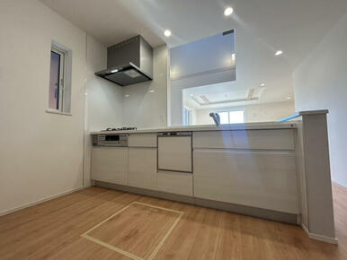 (2)号棟内観写真