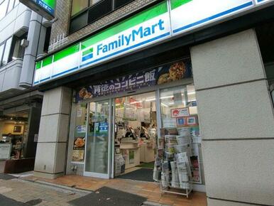 ファミリーマートＩＢＭ箱崎ビル店