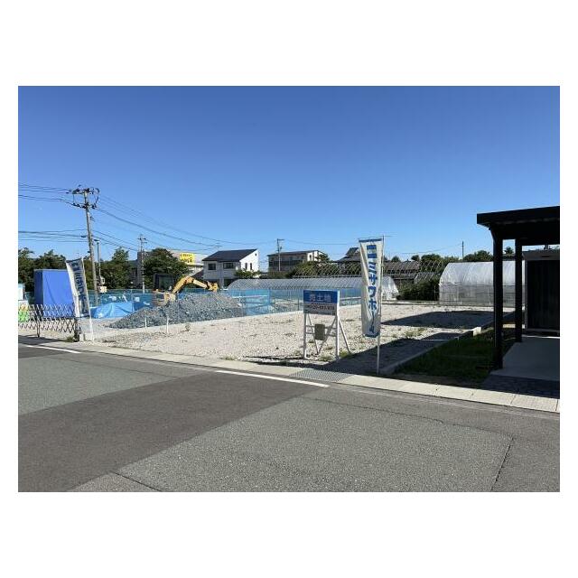 東南側から北東側の現地写真