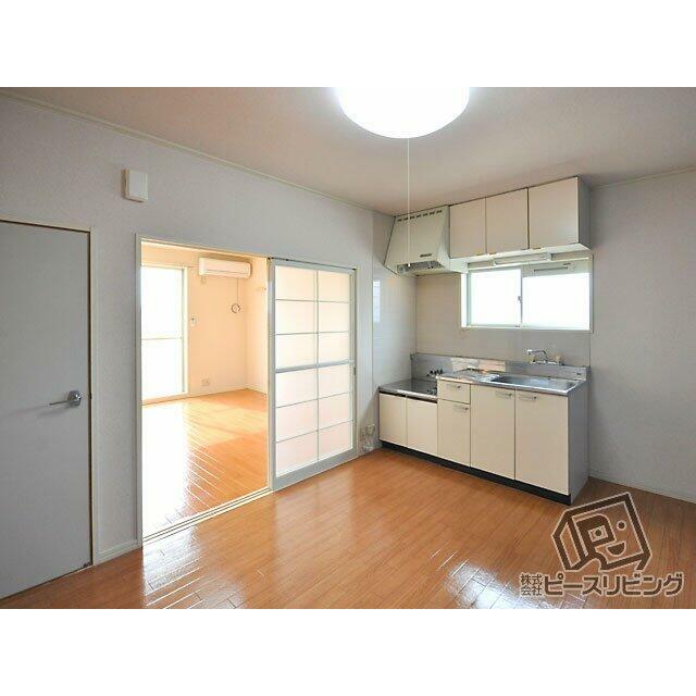 明るい室内が魅力。