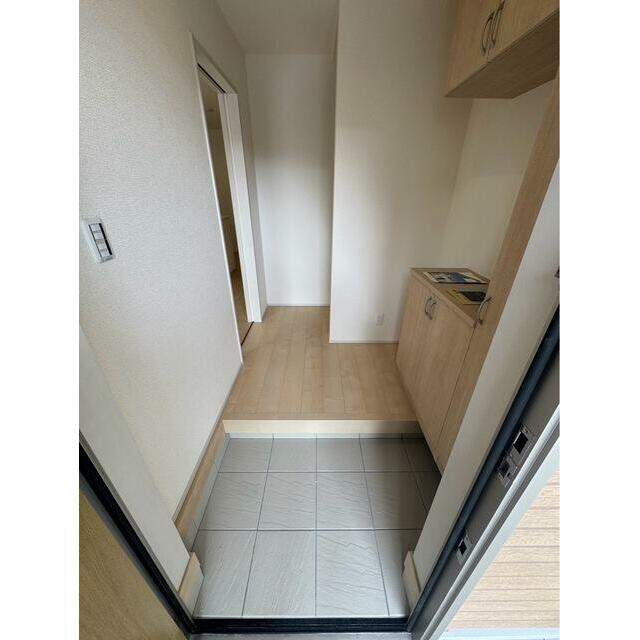 帰ってきたらまずは玄関で消毒や消臭を（2号棟）