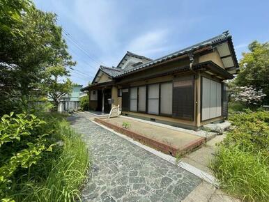 立派な日本家屋です。