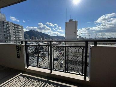 ベランダ　岐阜城が見えます