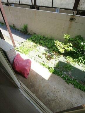 石段の部分まで、洗濯物を干すなど使用することが可能です。