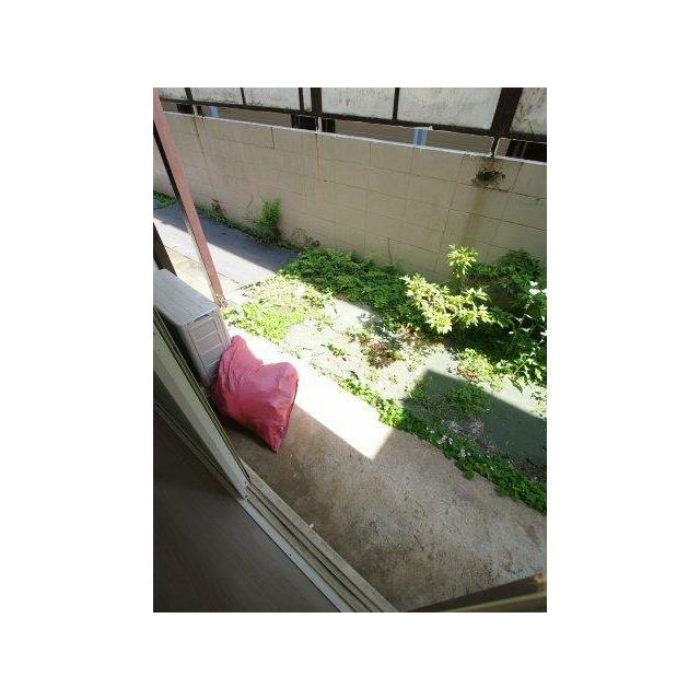 石段の部分まで、洗濯物を干すなど使用することが可能です。