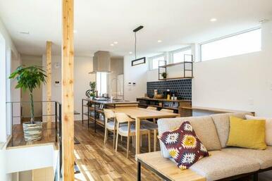 見通しの良いI型のLDK。