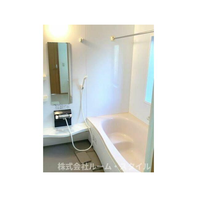 ゆったりとしたバスで一日の疲れをいやせます