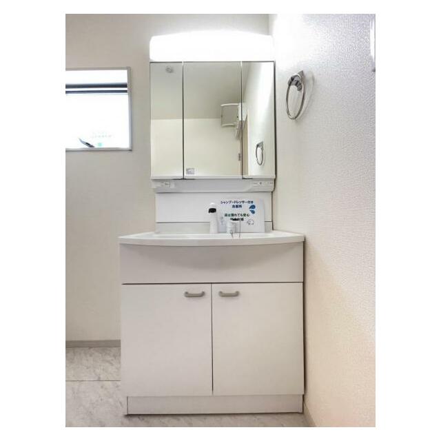 水が流れやすく汚れがたまりにくい設計でお手入れもらくらくです！