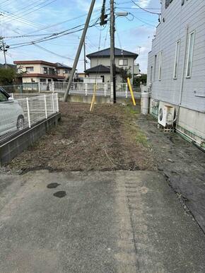 接道は西側のみとなります（２項道路）