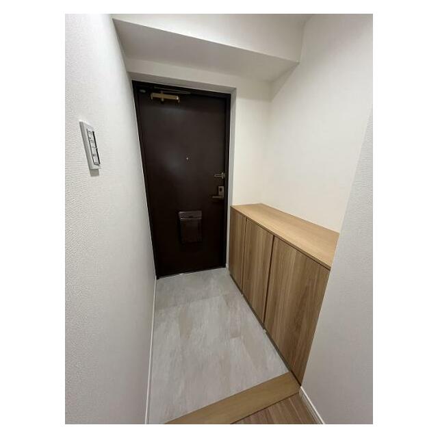 「玄関」下駄箱上のスペースも有効活用できそうです。