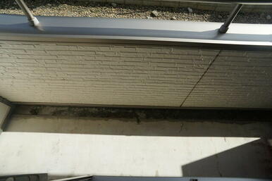 洗濯物を太陽の下で干すことができます♪