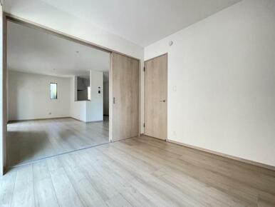 お客様が来た時には客間としても利用できます＾＾