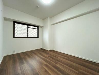 洋室（1）入り口からの景色