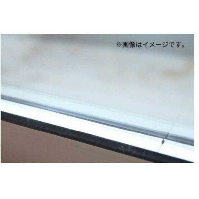 窓ガラスが二重になっているため、断熱性能が高く、結露しにくい構造です。