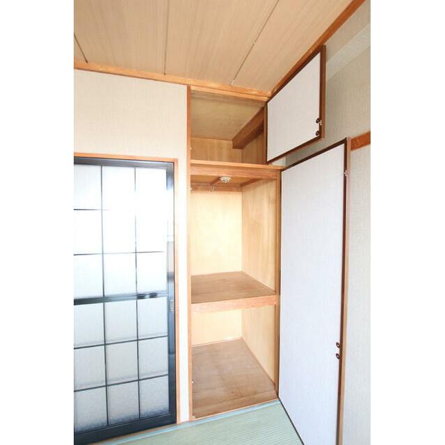 和室に押入れあり★