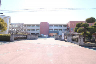 黒瀬中学校