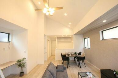 18.5帖のリビング