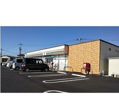 セブンイレブン 八代築添町店
