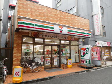 セブンイレブン川崎新丸子駅前店