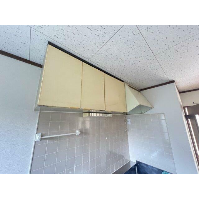 キッチン収納上部