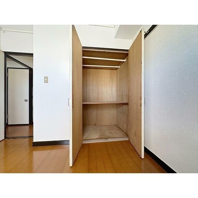 洋服が沢山かけられる収納です